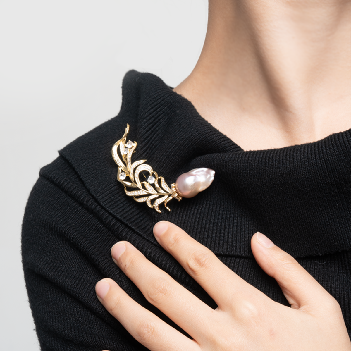风之羽翼-胸针 淡水巴洛克 Pearl Brooch detail view