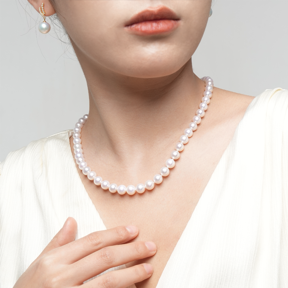 风华绝代-7.3-8.3mm白色淡水无核珍珠项链 淡水无核 Pearl Necklace detail view