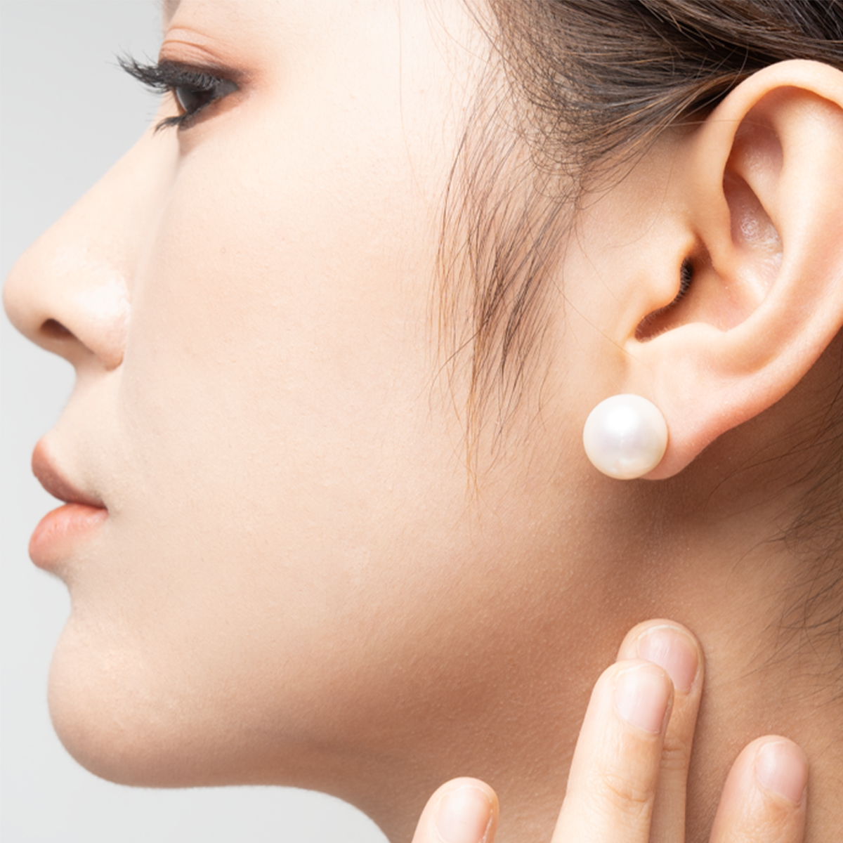赛澳白-9-10mm、10-11mm、12-13mm白色淡水珍珠耳钉 淡水爱迪生 Pearl Earrings product listing