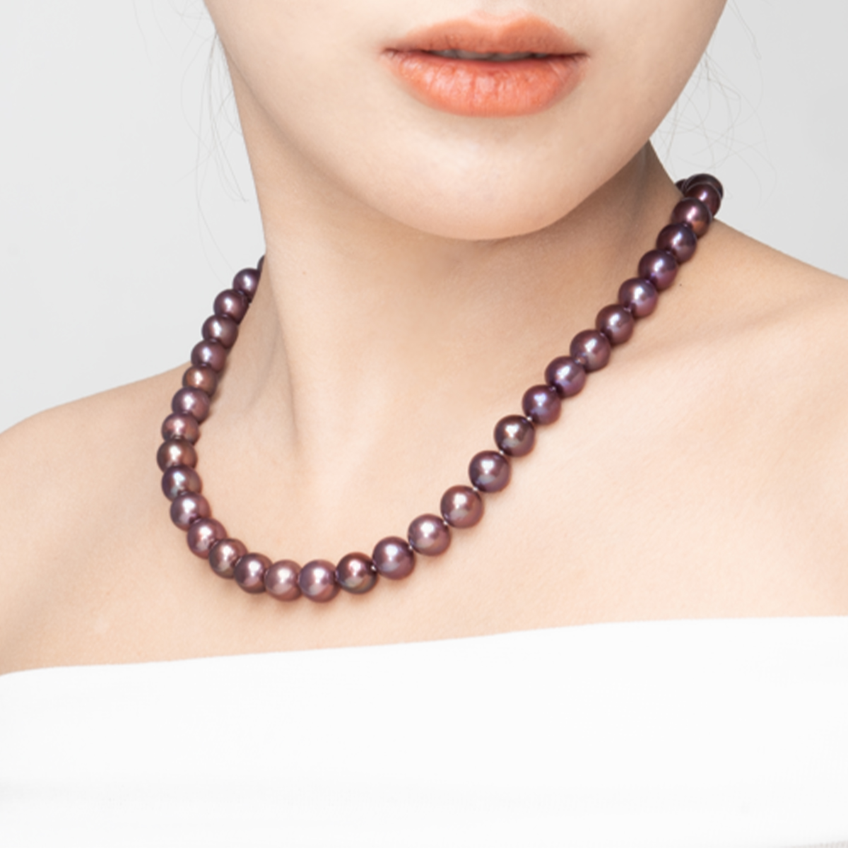 帝王紫- 9-10 mm紫色淡水珍珠项链 淡水爱迪生 Pearl Necklace detail view