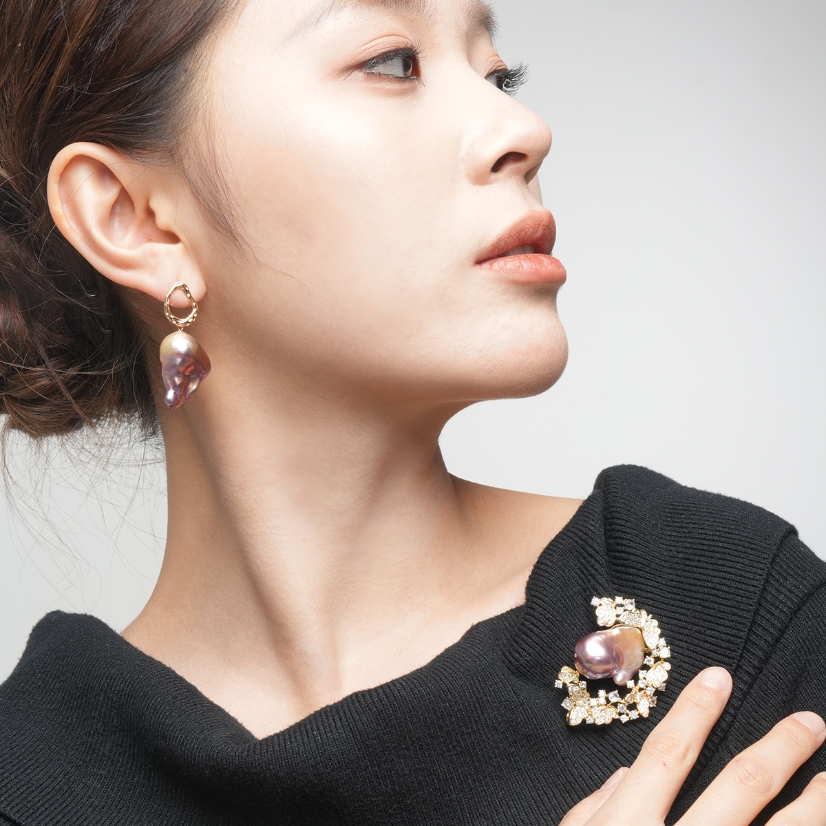 花环-胸针 淡水巴洛克 Pearl Brooch product display