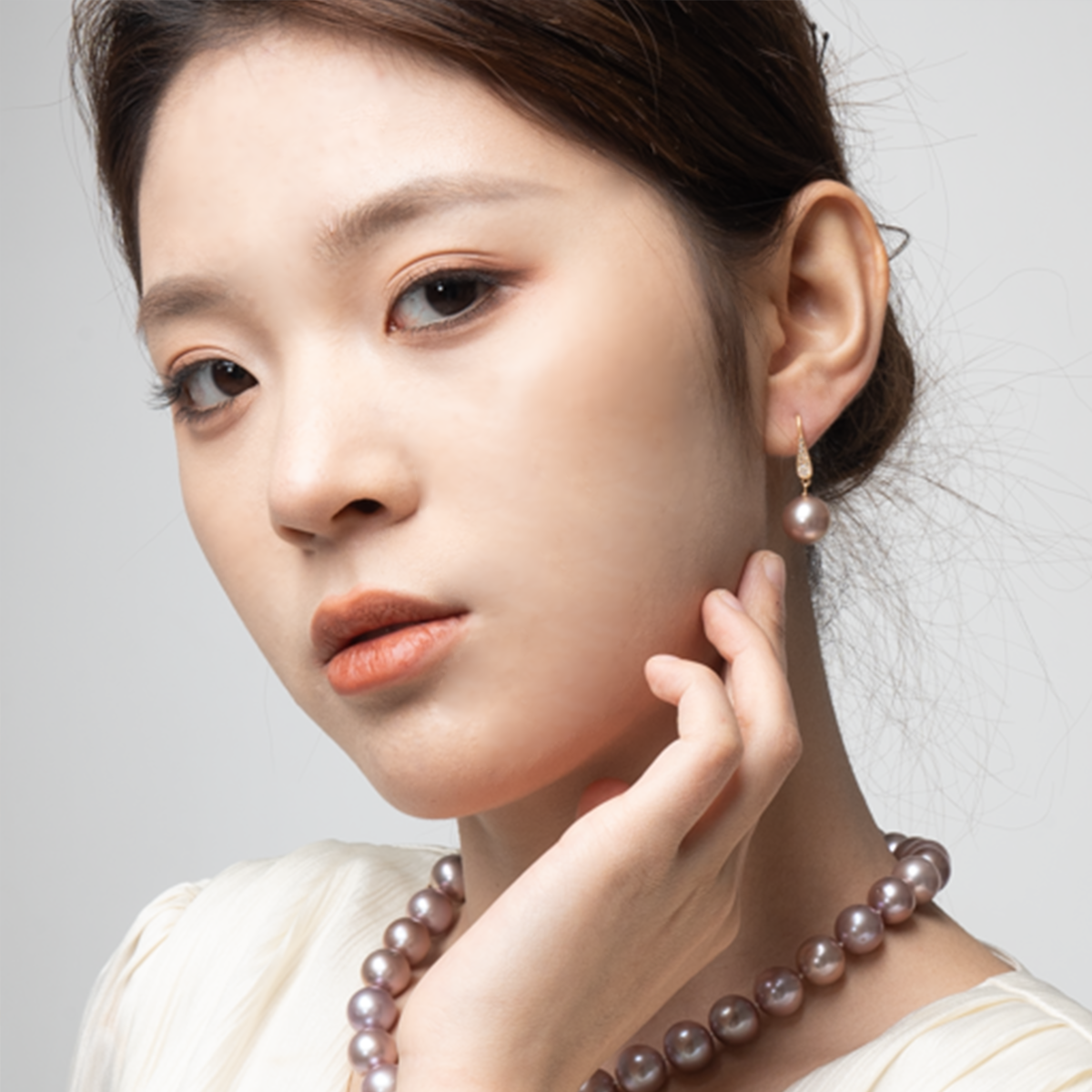 鎏金紫-11-12mm紫色淡水珍珠耳坠 淡水爱迪生 Pearl Earrings product display