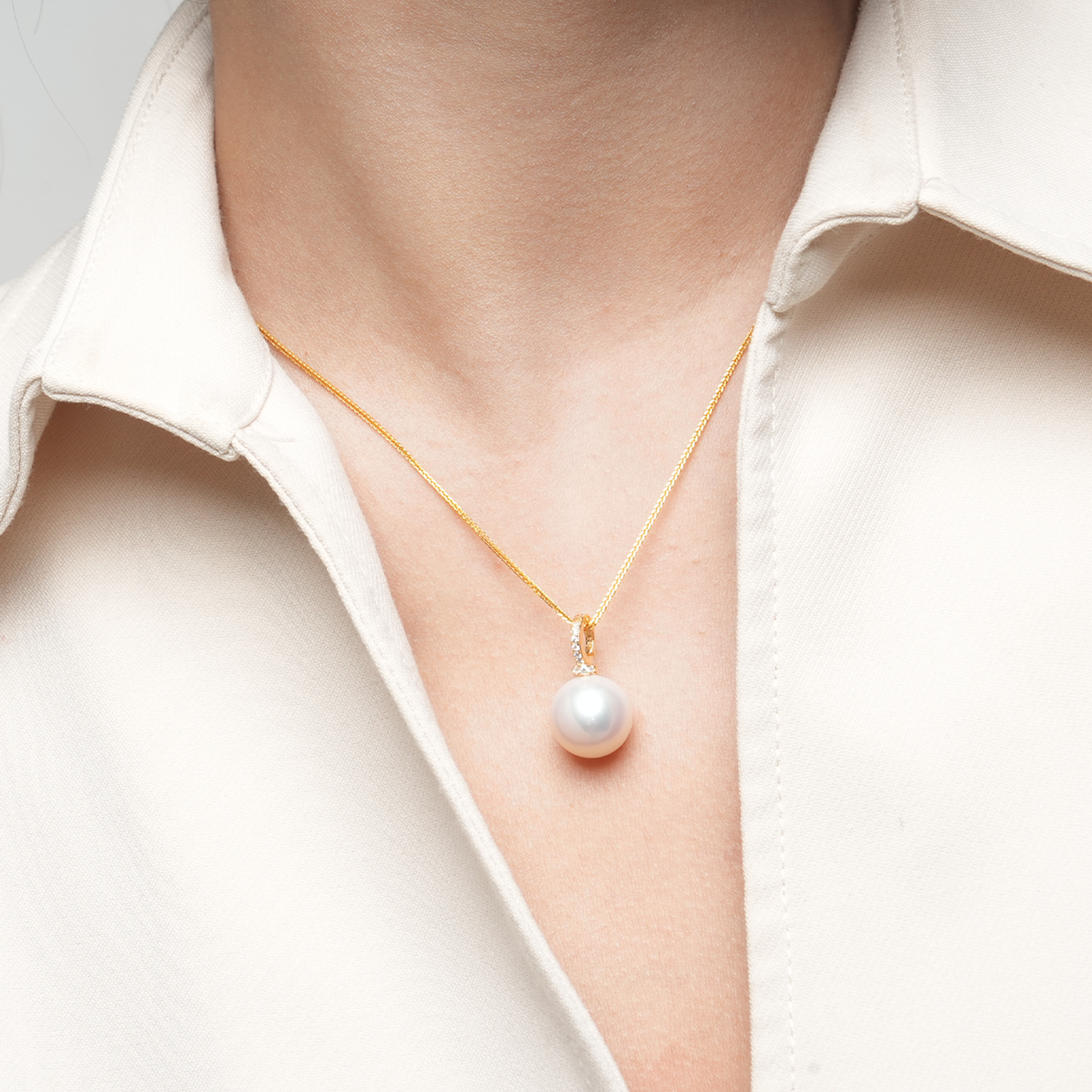 赛澳白-12-13mm白色淡水珍珠吊坠 淡水爱迪生 Pearl Pendant detail view