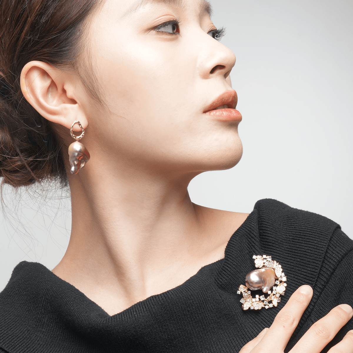 Beijing Luck and Power Jewelry Company Limited. 胸针 category showcase