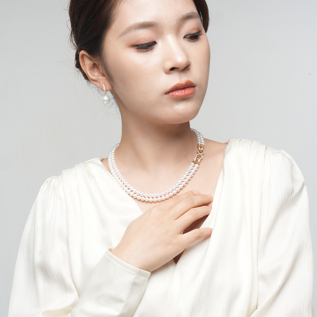 时尚女王-5.5-6mm白色淡水AK珍珠双排项链 淡水AK Pearl Necklace detail view