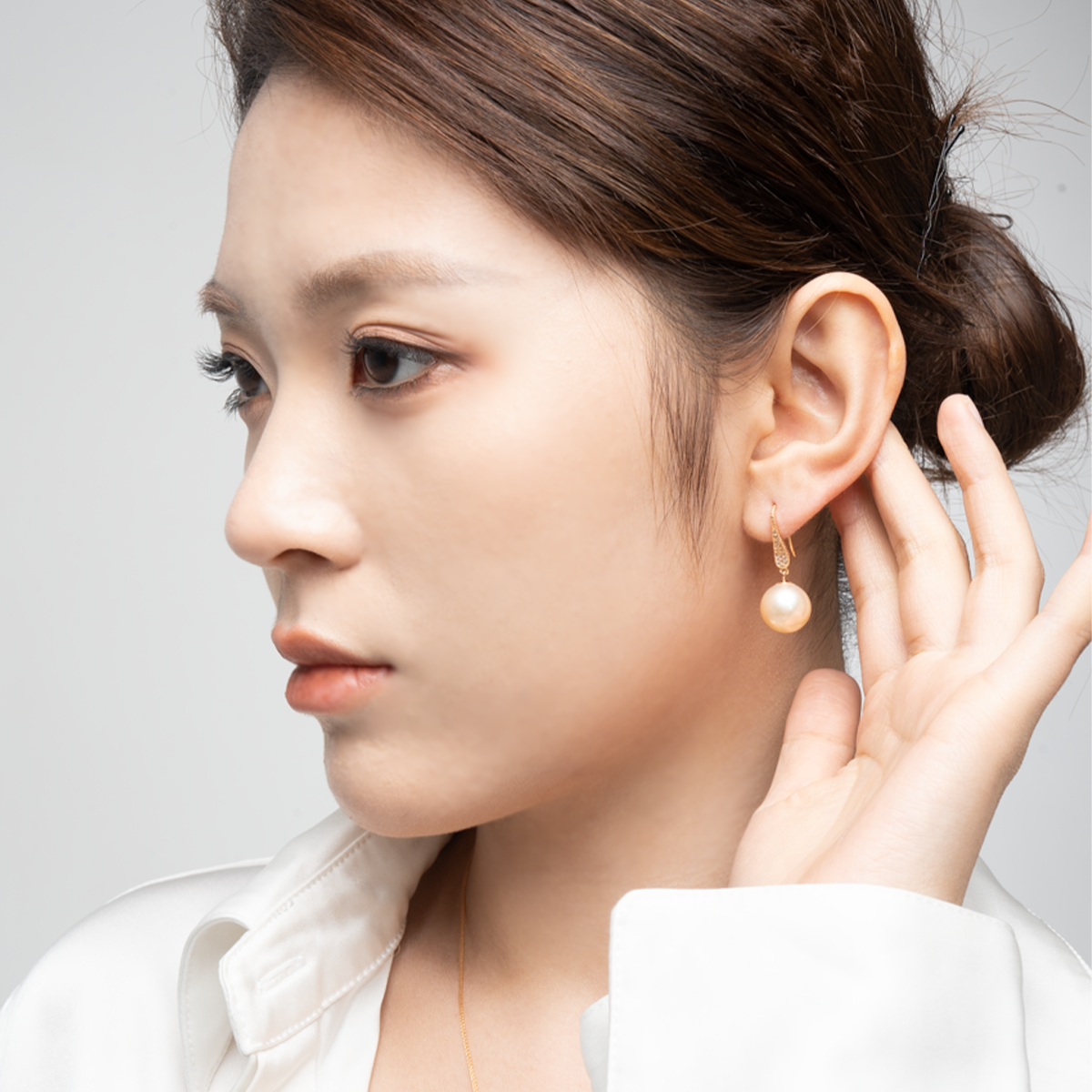 日出金-11-12mm金色淡水珍珠耳坠 淡水爱迪生 Pearl Earrings detail view