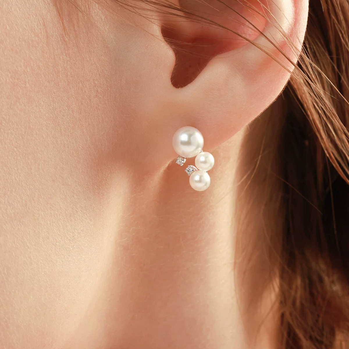 海水Akoya戴妃珍珠耳钉18K金天然钻石耳环繁星泡泡耳饰 Freshwater Pearl Earrings detail view