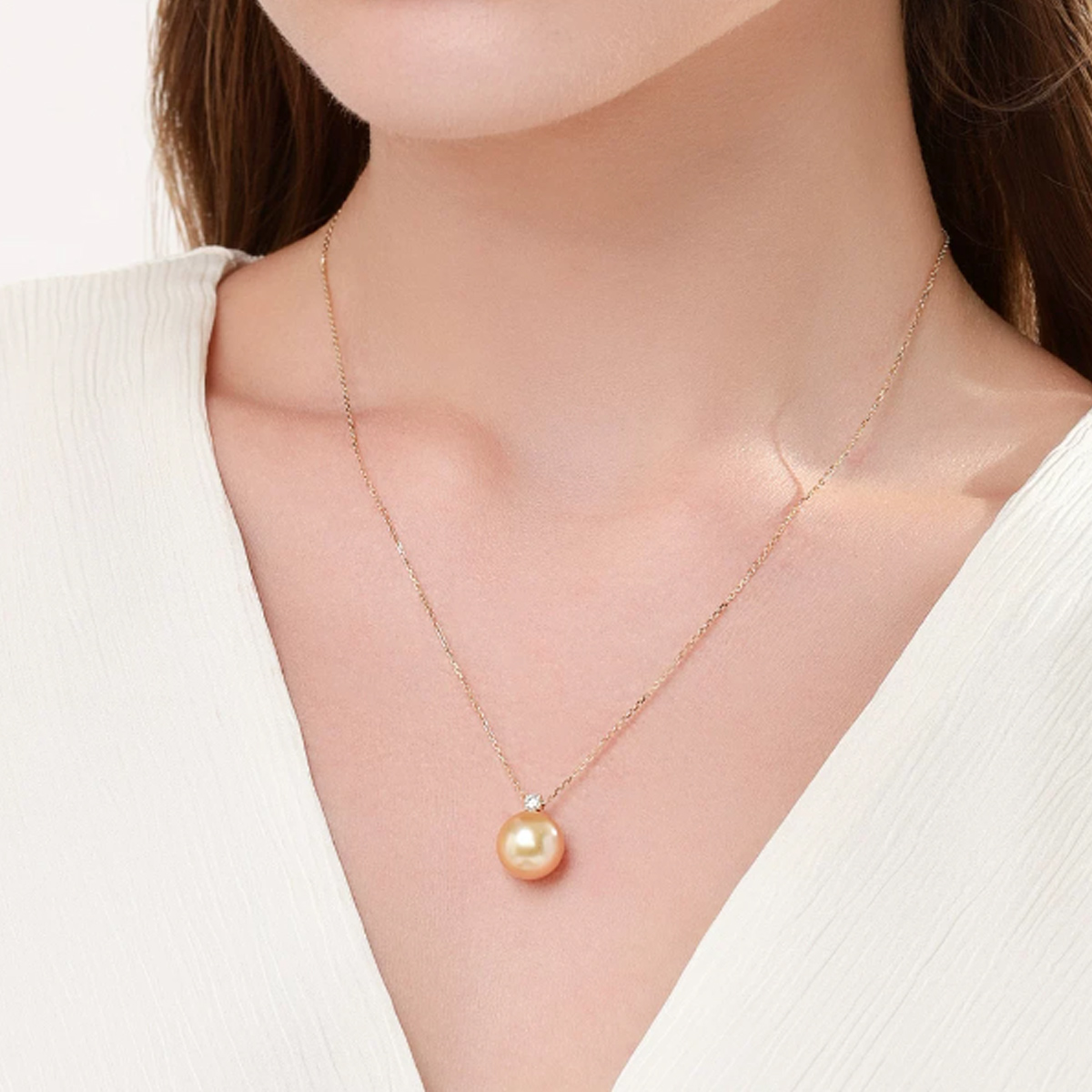 极光五星浓南洋金珠海水珍珠项链18K金天然真钻 Freshwater Pearl Necklace detail view