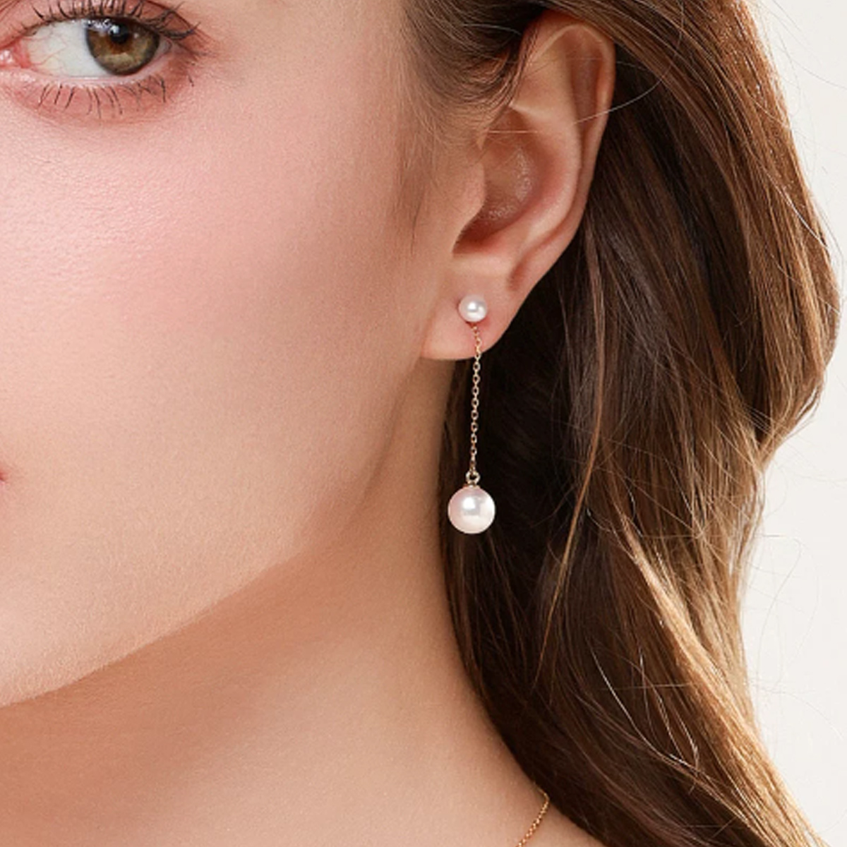 海水Akoya珍珠耳环女18K金长款双珠耳线气质通勤耳钉耳饰 Freshwater Pearl Earrings detail view